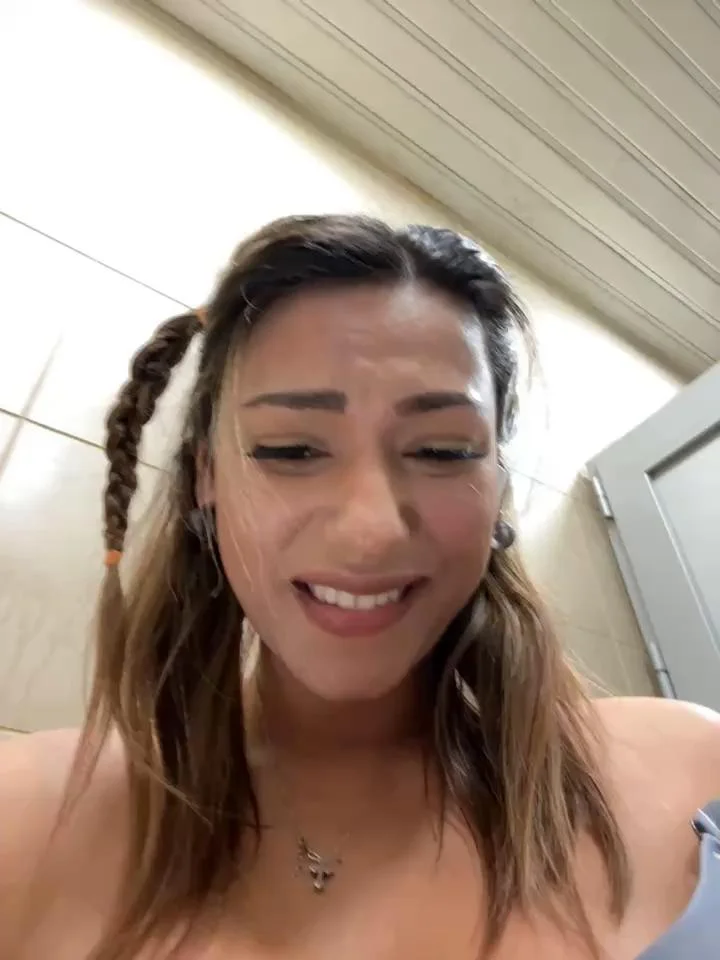 _MiaQueen_ Cam Show Recorded 2024-01-18