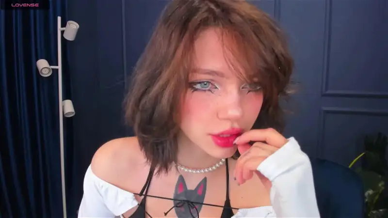 Blue_eye_twinkle Cam Show Recorded 2024-01-12 Chaturbate