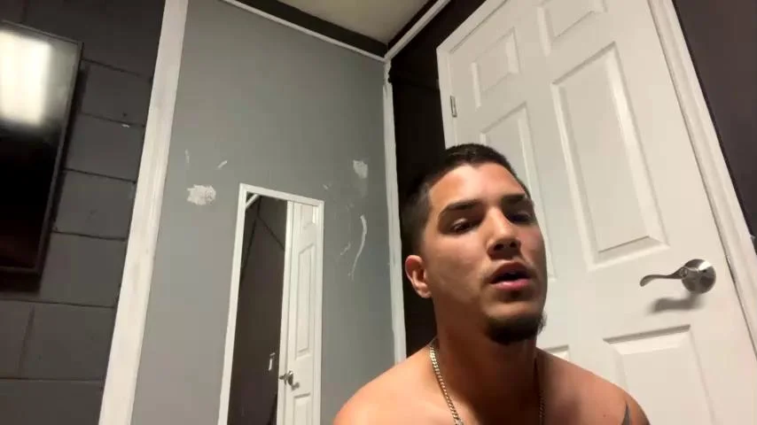 Calvin130990 Cam Show Recorded 2023-11-26 Chaturbate