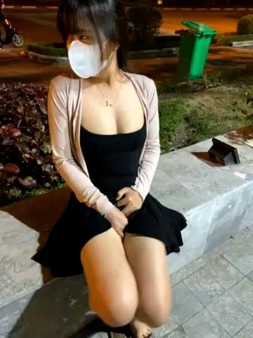 Emily_102 Cam Show Recorded 2023-11-22