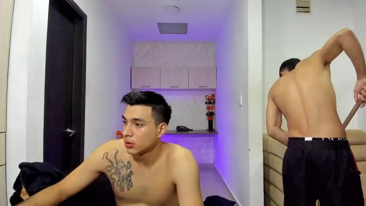 Fuckboys_hot Cam Show Recorded 2024-01-24 Chaturbate