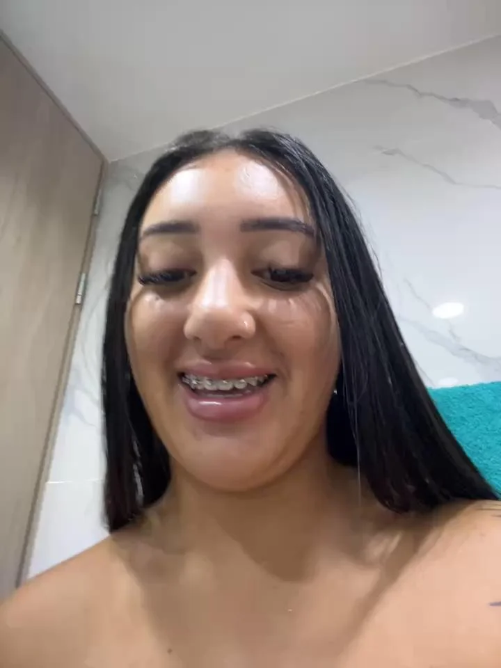 Hannahoff Cam Show Recorded 2024-01-20