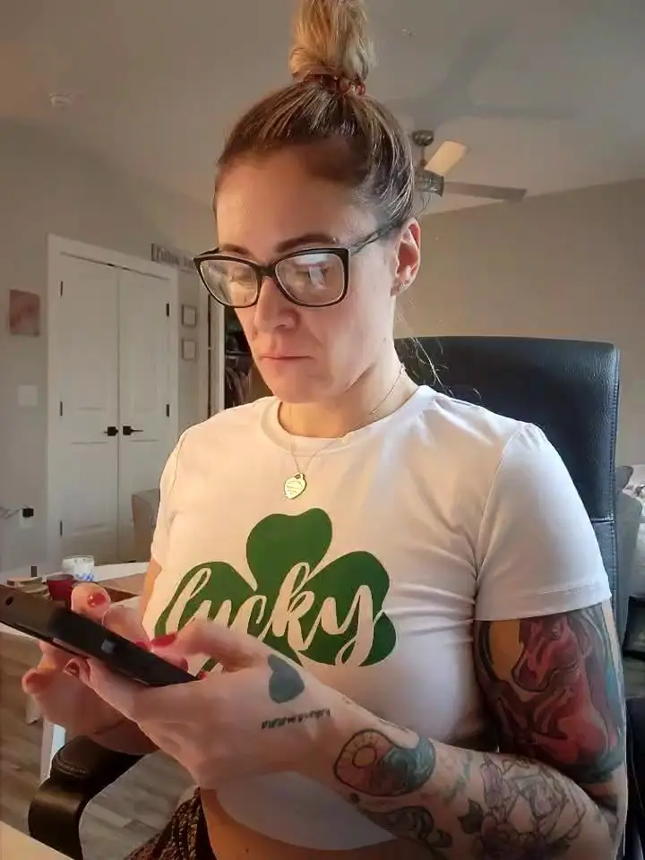 HollyTattoo Cam Show Recorded 2024-01-09