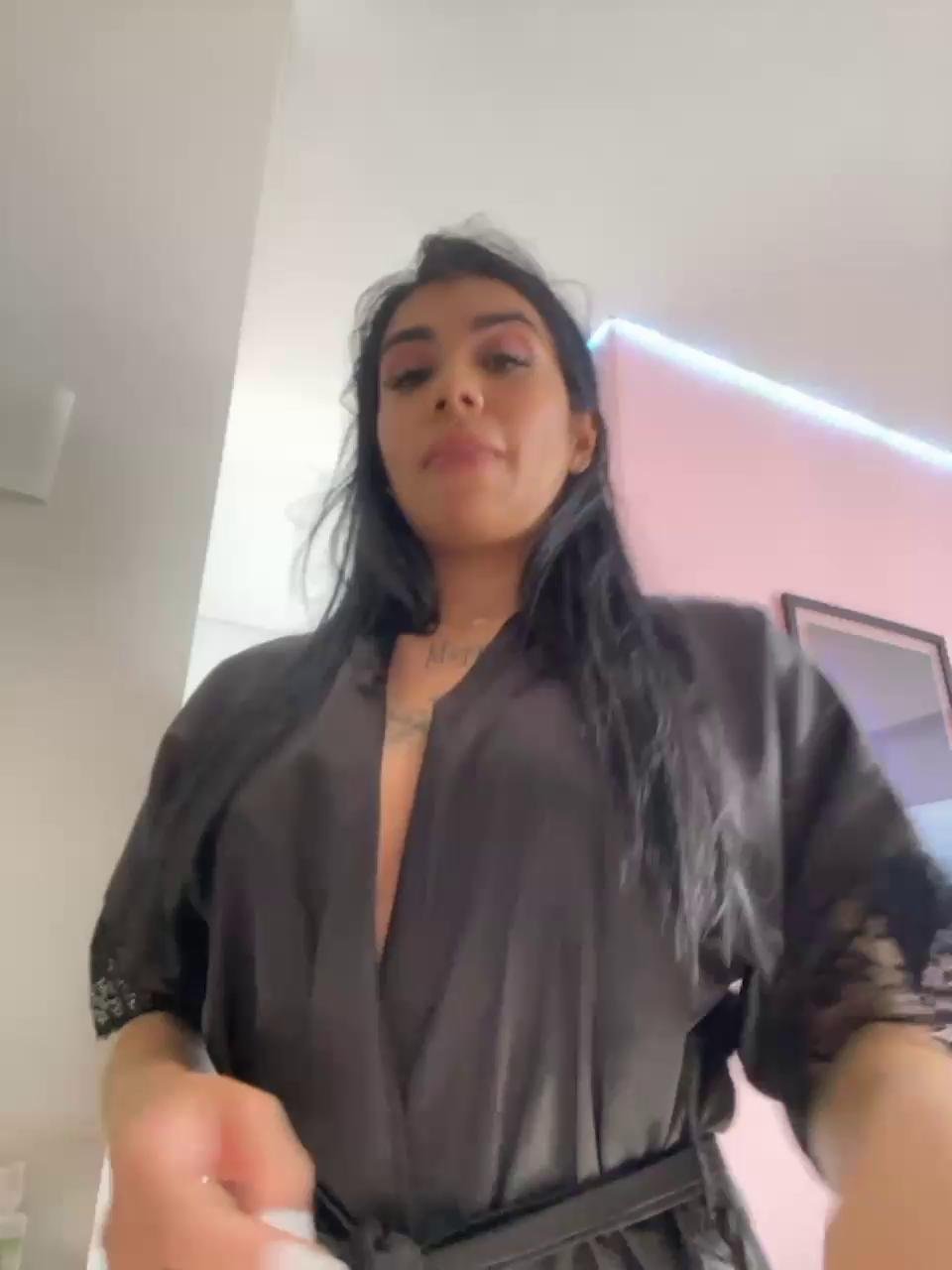 Juanita-fox Cam Show Recorded 2024-01-21