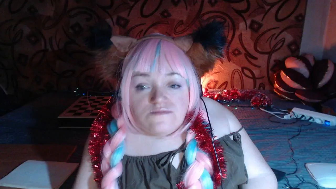 Julia-79 Cam Show Recorded 2023-12-31