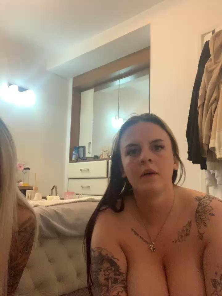 KerriTurner Cam Show Recorded 2024-06-18