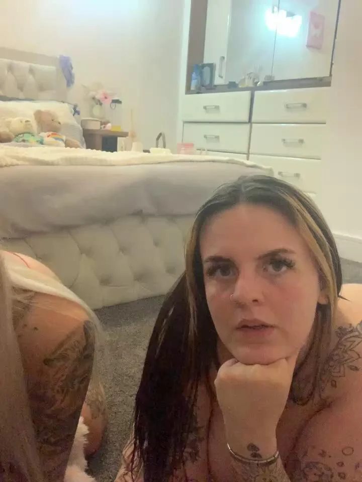 KerriTurner Cam Show Recorded 2024-06-18
