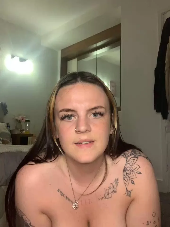 KerriTurner Cam Show Recorded 2024-06-18