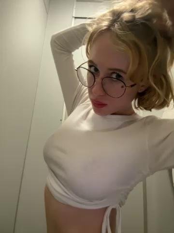 Likachkaa Cam Show Recorded 2023-09-21 Bongacams