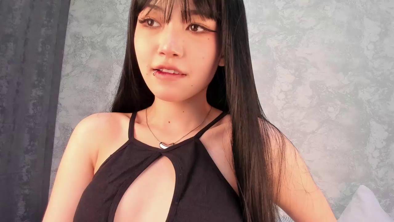 Lina_sunflower Cam Show Recorded 2024-01-27 Chaturbate