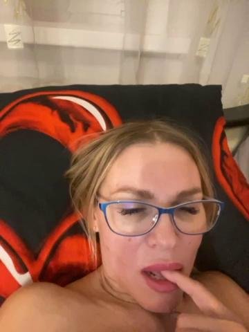 Lisa1225 Cam Show Recorded 2023-11-26 Bongacams