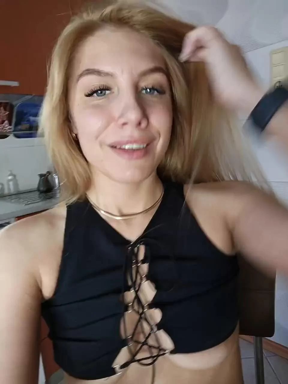 LoveFamilya Cam Show Recorded 2024-01-18