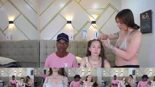 Melissa_mills_ Cam Show Recorded 2023-12-25 Chaturbate