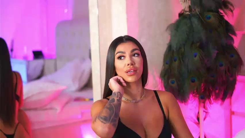 NatyDesiree Cam Show Recorded 2023-10-04