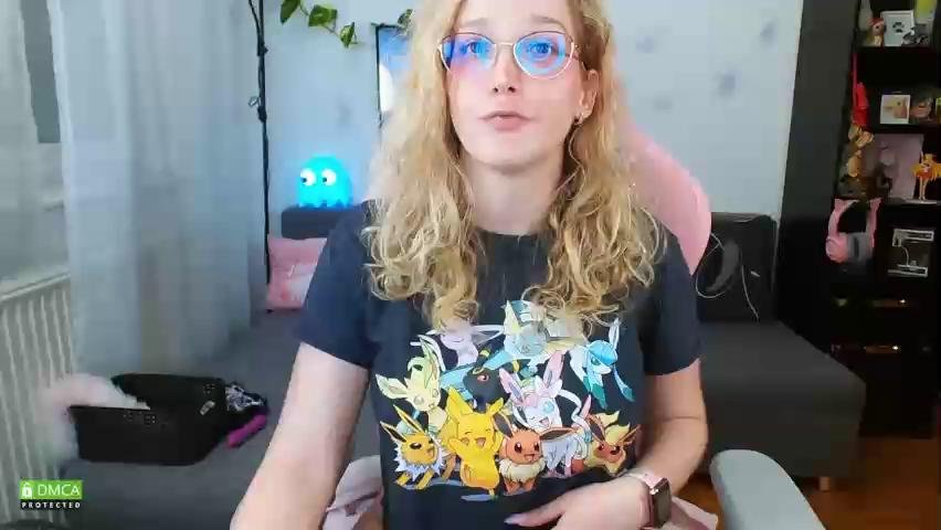 NicolMoon3 Cam Show Recorded 2023-09-18