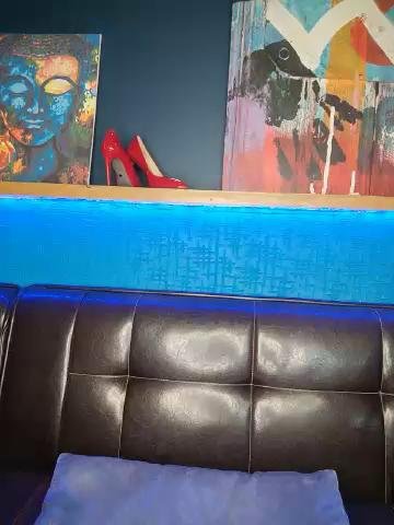 SweetGerl00 Cam Show Recorded 2023-12-08