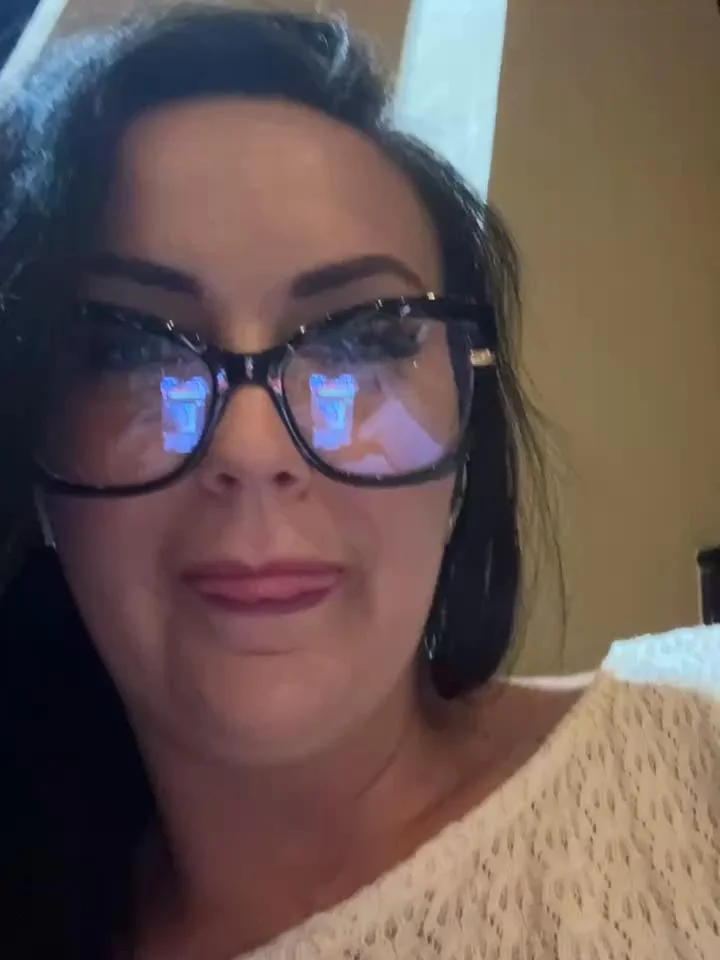 Young_hot_mom Cam Show Recorded 2024-06-18