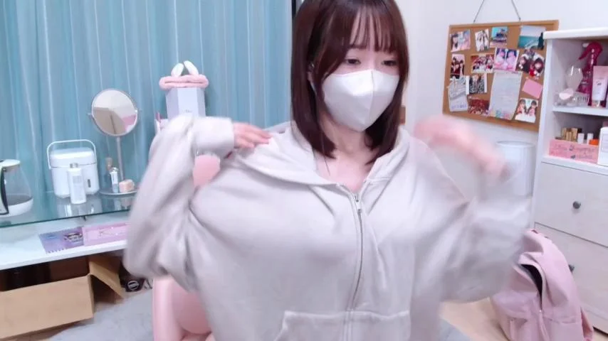 Yui-Ch Cam Show Recorded 2023-10-04