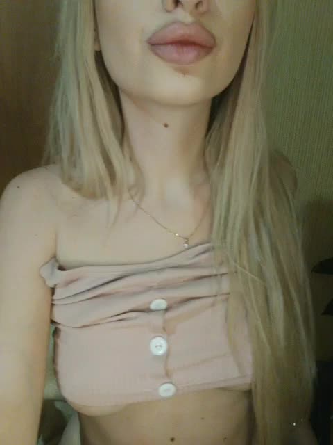 Elza_kom Cam Show Recorded 2023-10-02 BongaCams