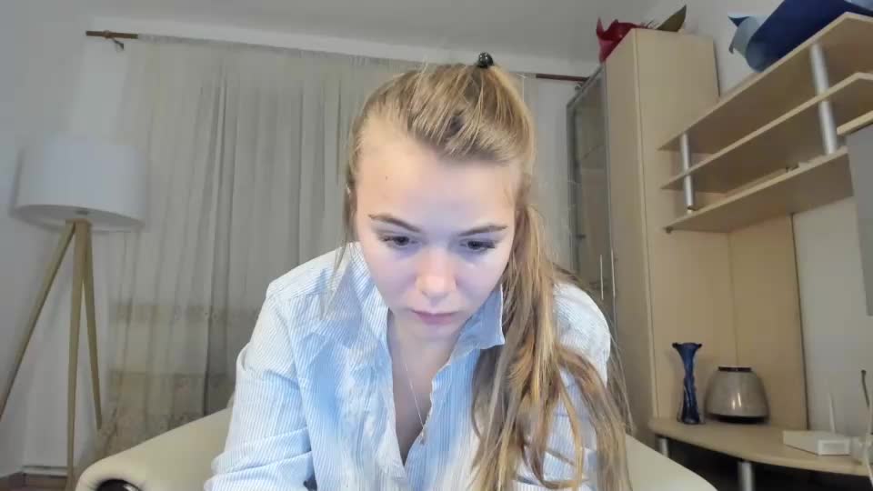 Inocent_hot_student18 Cam Show Recorded 2023-11-07 Chaturbate