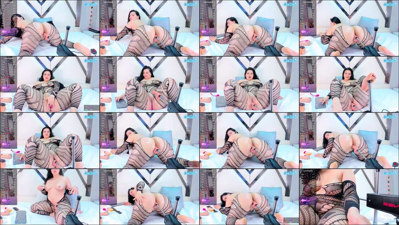 Julia-davis Cam Show Recorded 2024-02-05