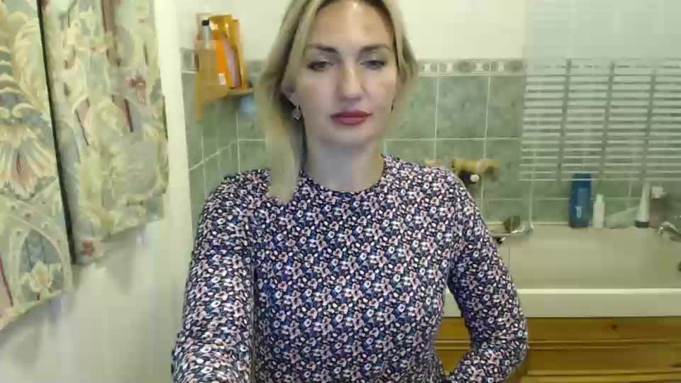 Mallinia Cam Show Recorded 2023-09-22 Chaturbate