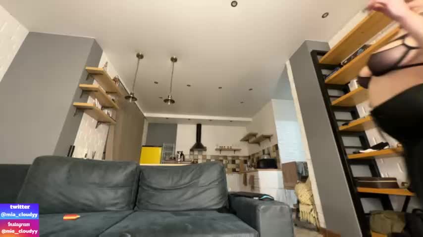 Mia_cloudy Cam Show Recorded 2023-09-27