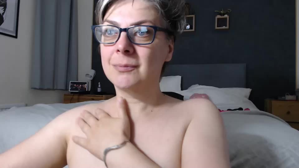 Milfyanddaddy Cam Show Recorded 2023-05-16