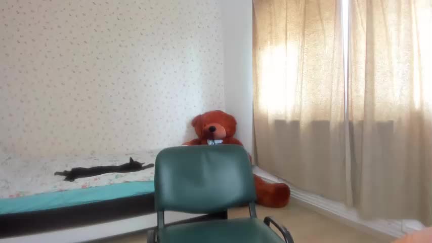 Petiteantonia19 Cam Show Recorded 2023-06-17 Chaturbate