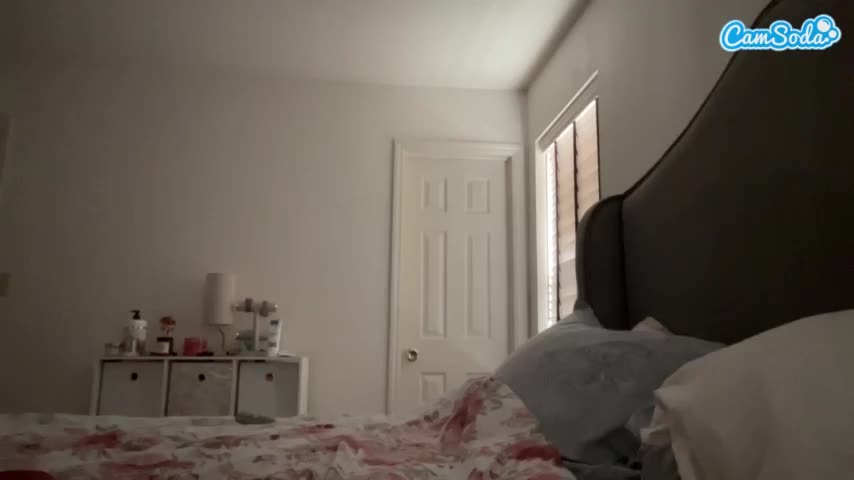 Prettyangeleyez Cam Show Recorded 2023-10-17