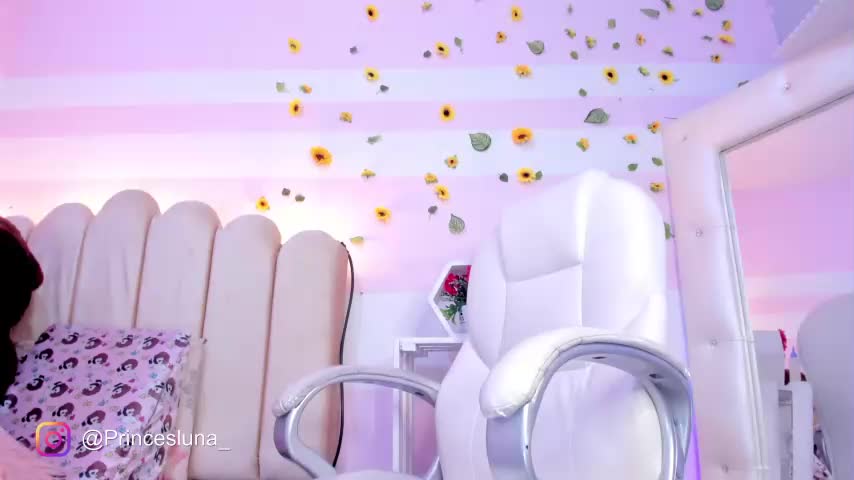 Princes_luna_18 Cam Show Recorded 2023-08-25 Chaturbate