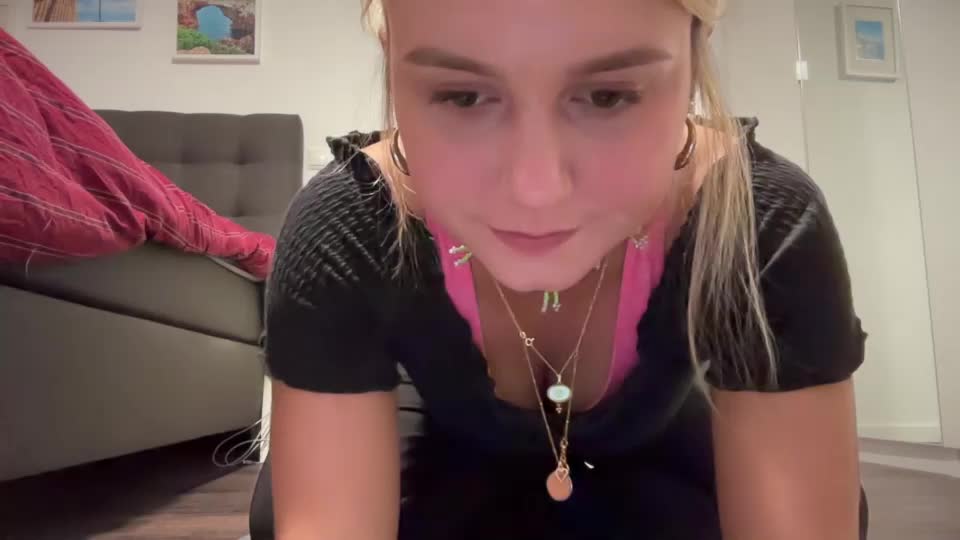 Sarahsapling Cam Show Recorded 2023-10-12 Chaturbate