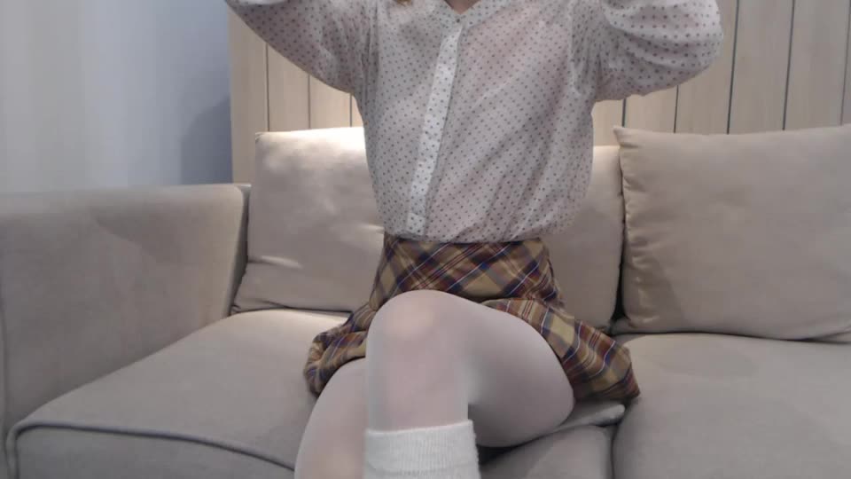 ShySchoolGrl Cam Show Recorded 2023-10-27 Cam4