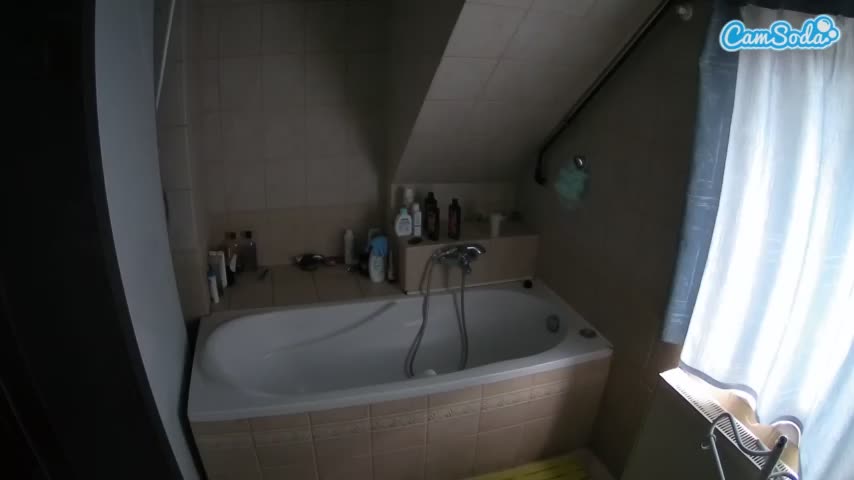 Voyeurcam-julmodels-bath-2nd-1 Cam Show Recorded 2023-10-14 Camsoda