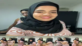 Arab_rainbow_girls Cam Show Recorded 2024-08-18 Stripchat