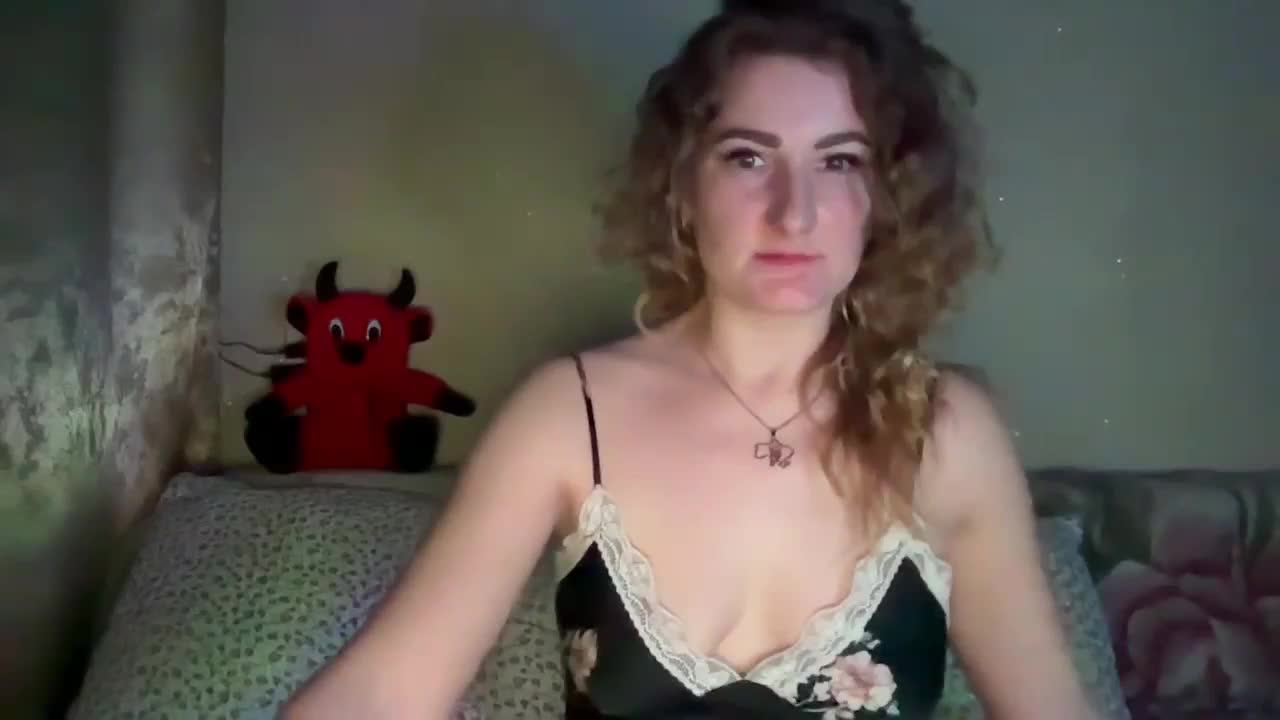 _LutiK_ Cam Show Recorded 2025-01-31