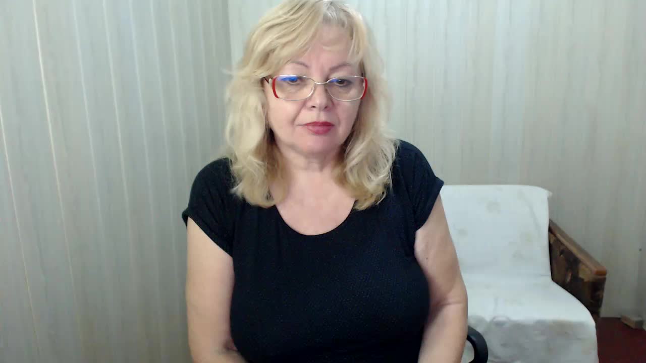 EvelynLoveShy Cam Show Recorded 2025-01-31 Mixdrop