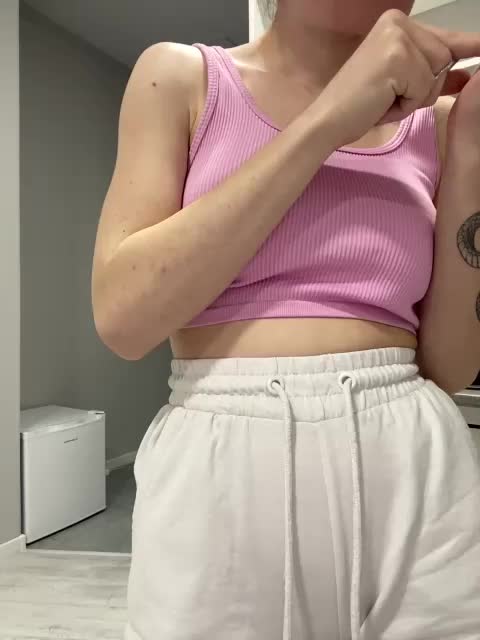 Gummy-Bears Cam Show Recorded 2025-01-31