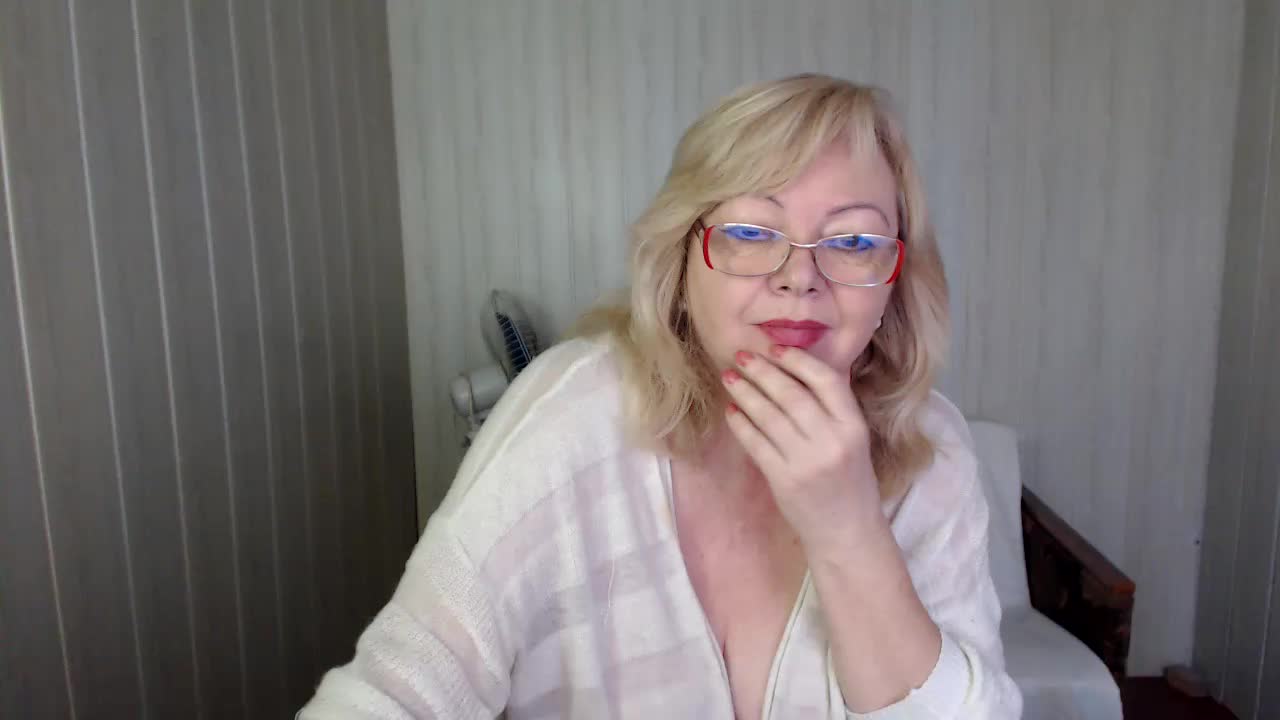 EvelynLoveShy Cam Show Recorded 2025-02-01 Mixdrop