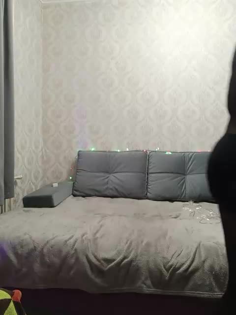 Veronika_Gold Cam Show Recorded 2025-02-01 Mixdrop