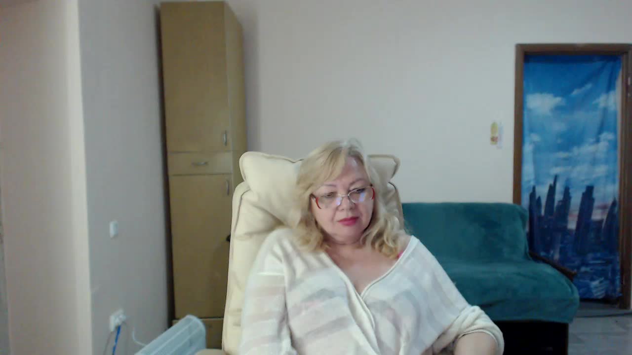 EvelynLoveShy Cam Show Recorded 2025-02-01 Mixdrop