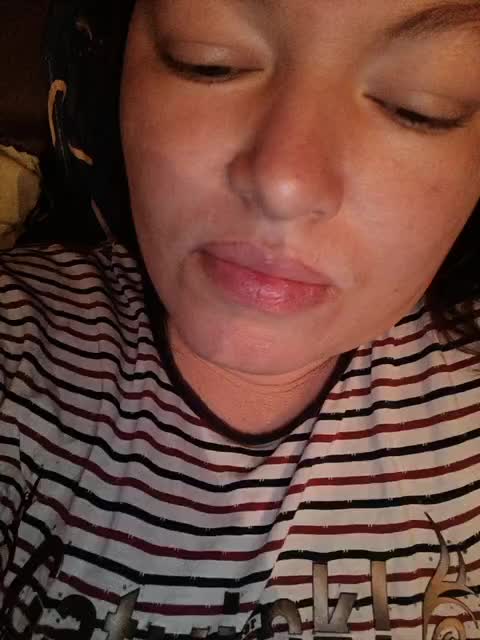 Raspberry_Rum Cam Show Recorded 2025-02-02