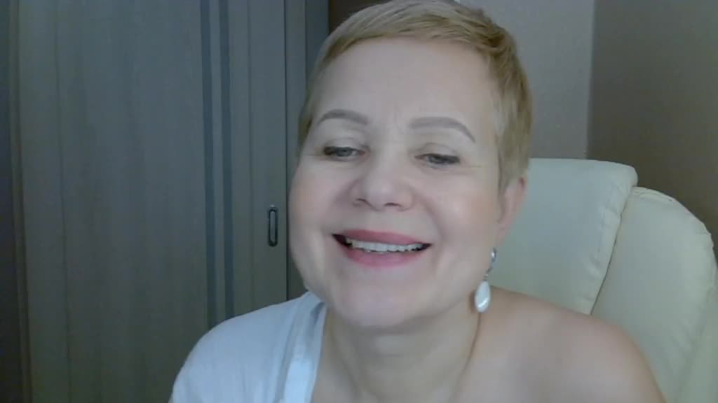 MadamMadam Cam Show Recorded 2025-02-04