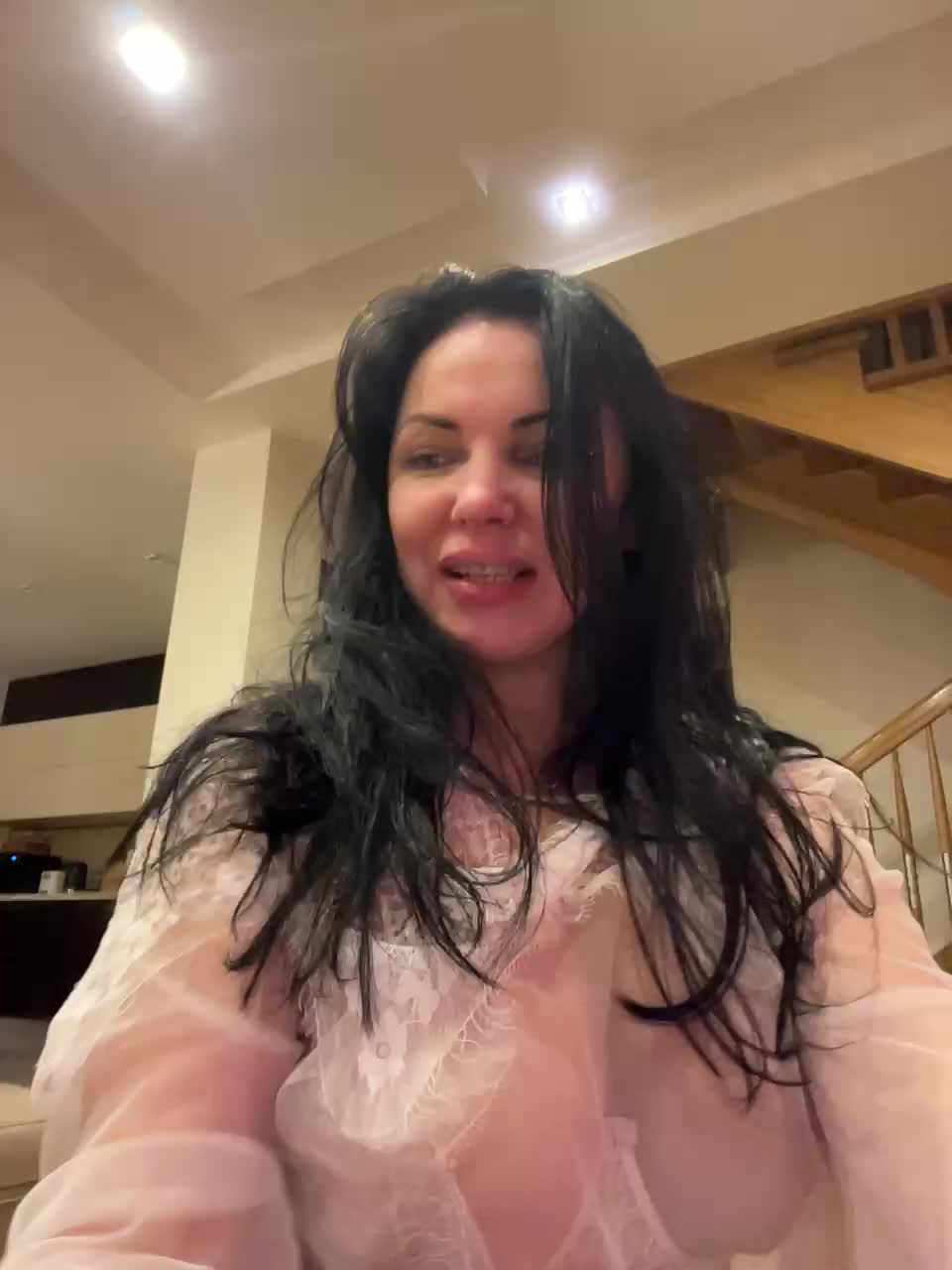 LouiseJenkin Cam Show Recorded 2025-02-05