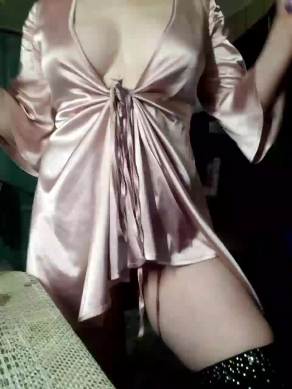 IRUSIK11 Cam Show Recorded 2025-02-05