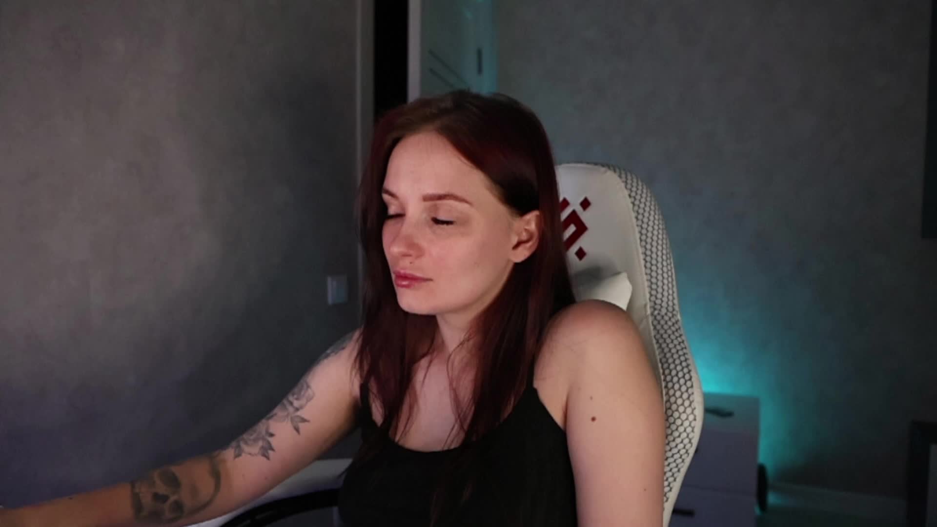 -Fistashka- Cam Show Recorded 2025-02-07