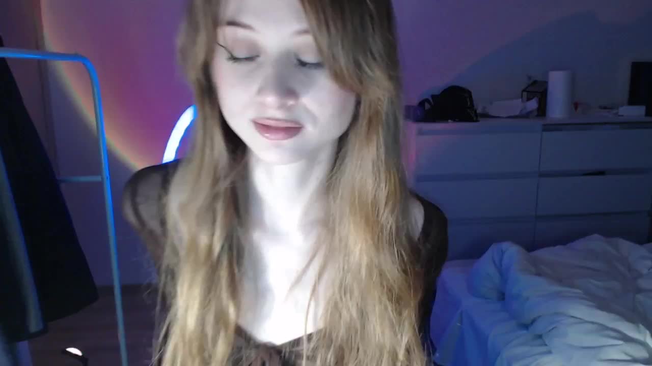Mnepohuyy Cam Show Recorded 2025-02-08