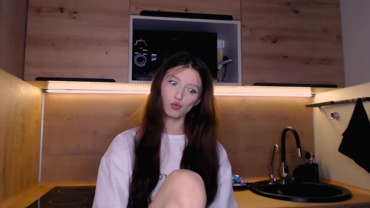 LinaCute Cam Show Recorded 2025-02-08