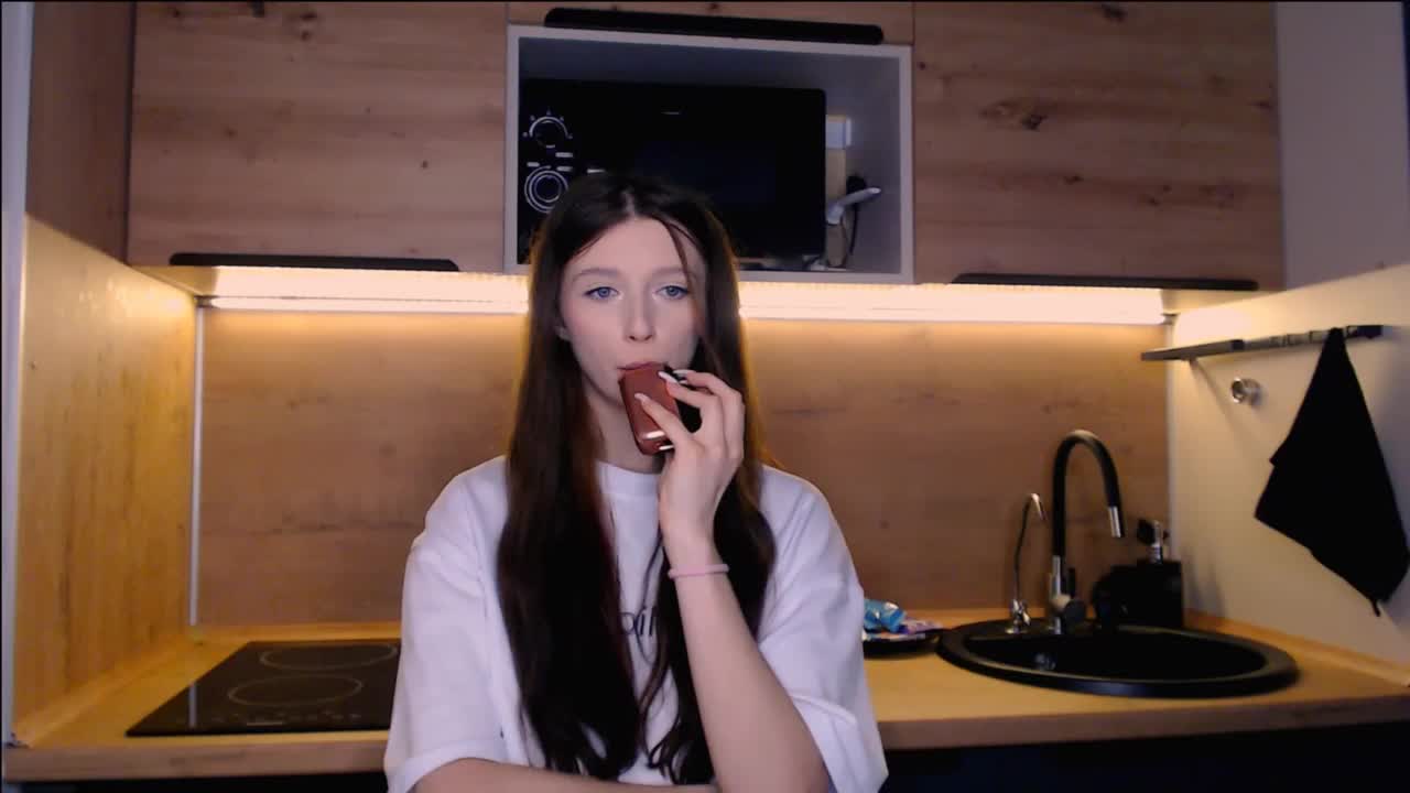 LinaCute Cam Show Recorded 2025-02-08
