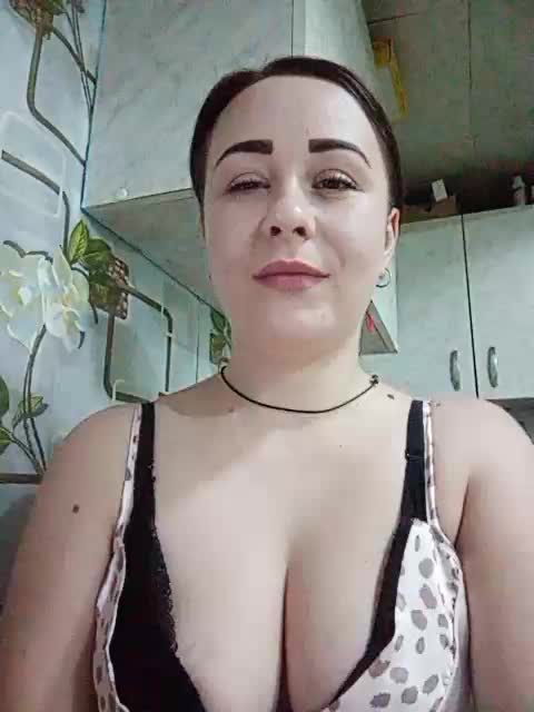 12Milana28 Cam Show Recorded 2025-02-09 Mixdrop